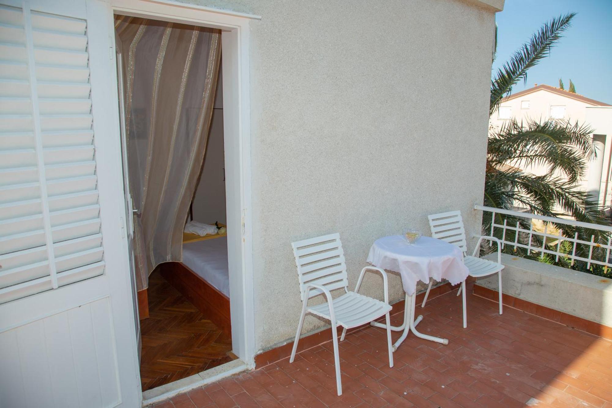 נובליה Pool Mansion Magnolia - Comfort Rooms מראה חיצוני תמונה